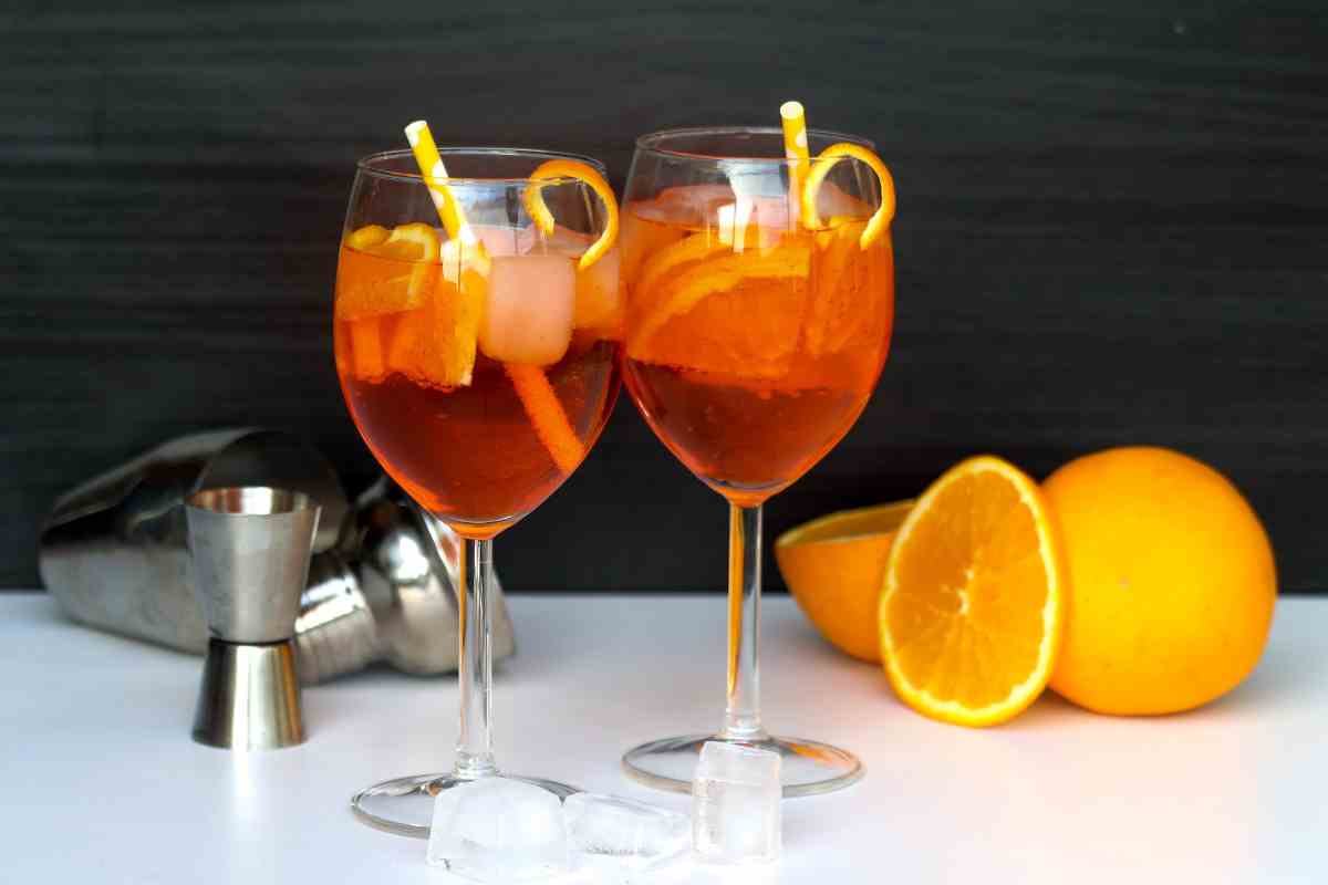 Can You Mix Aperol with Lemonade