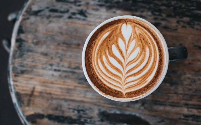 How Much Caffeine is in a Latte